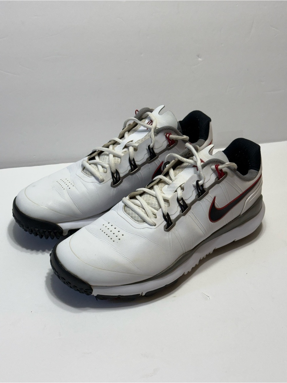 Nike Tiger Woods 2013 TW14 Men's Sz 10 White Black and Red Golf Shoes RARE
